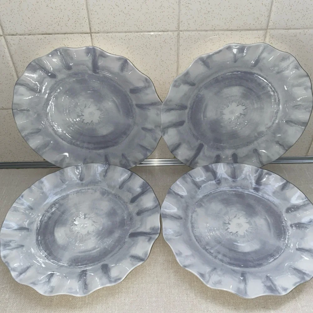 Pier 1 Melamine White Gray Salad Plates Set Of 4 Scallop Edges NWT